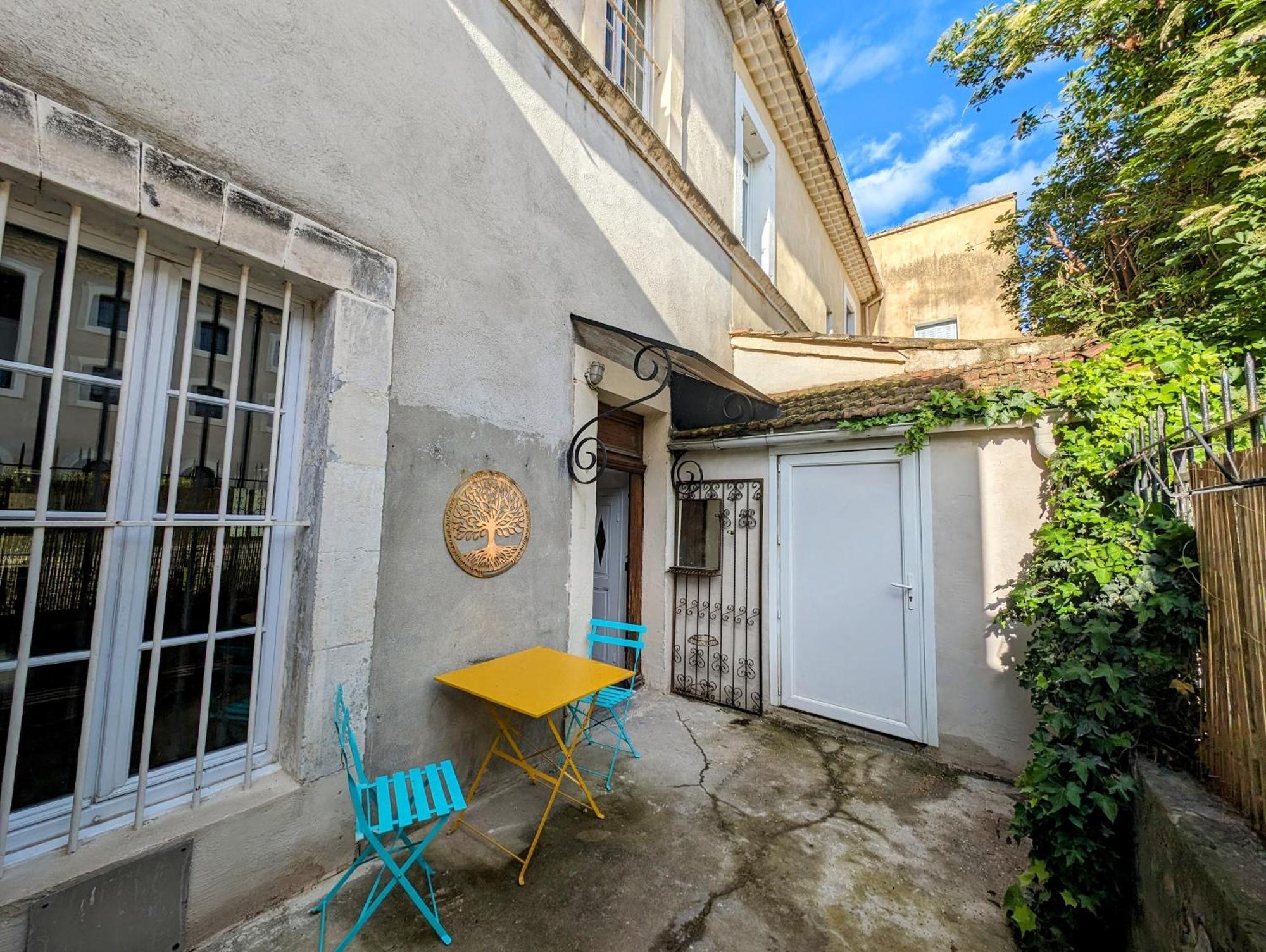 Maison De Style Tout Confort, Position Ideale, Avec Clim Et Petit Exterieur Orange  Kültér fotó